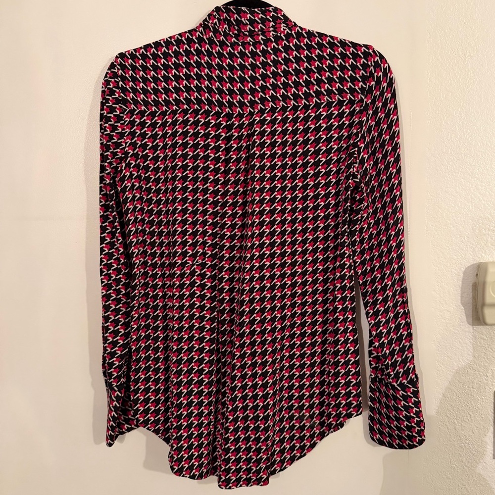 Sold - Picture 3 of 6